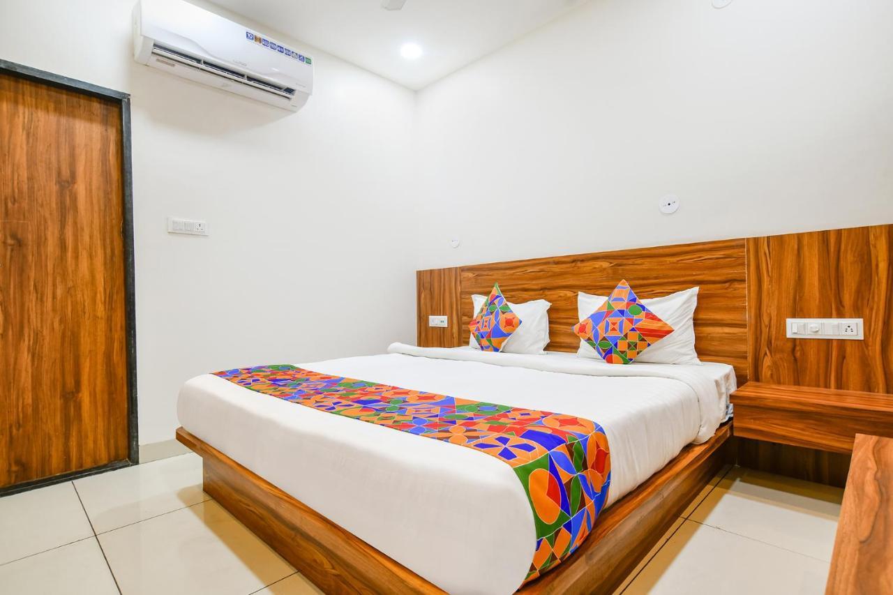 Hotel O Blue Sky Indore Eksteriør bilde