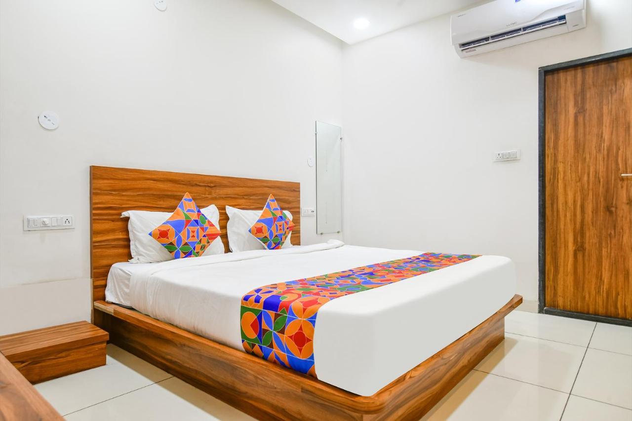 Hotel O Blue Sky Indore Eksteriør bilde