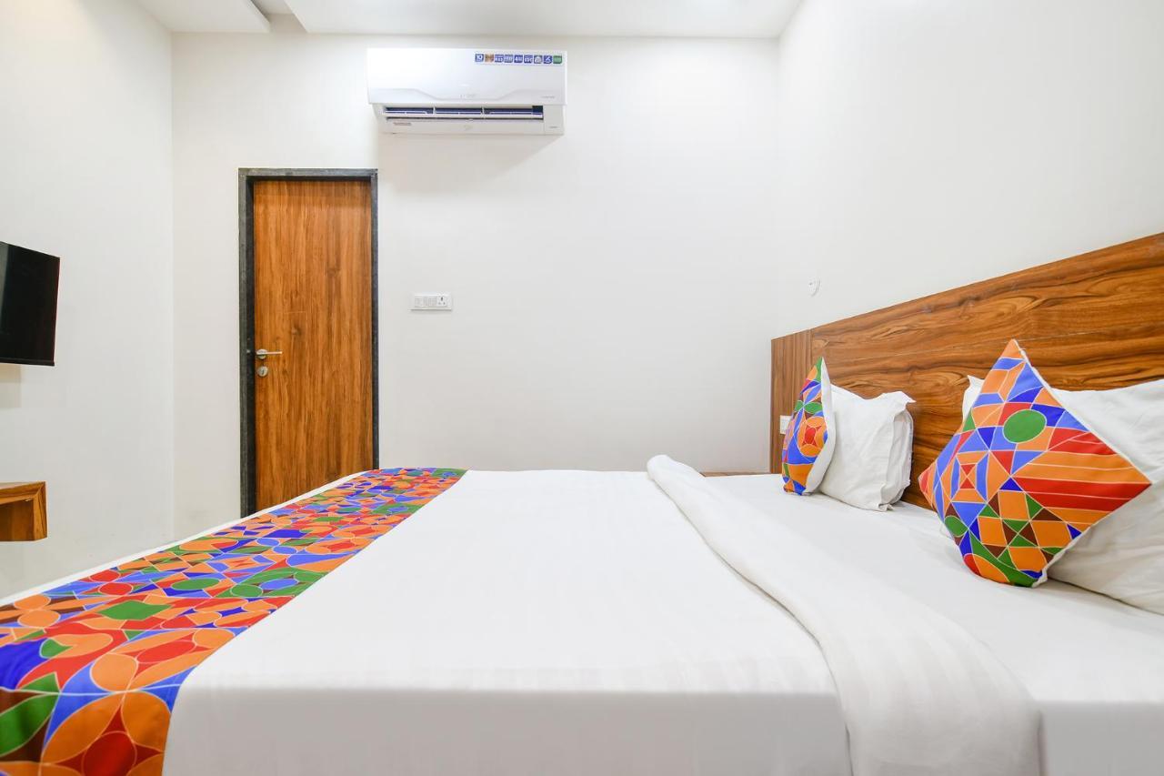 Hotel O Blue Sky Indore Eksteriør bilde