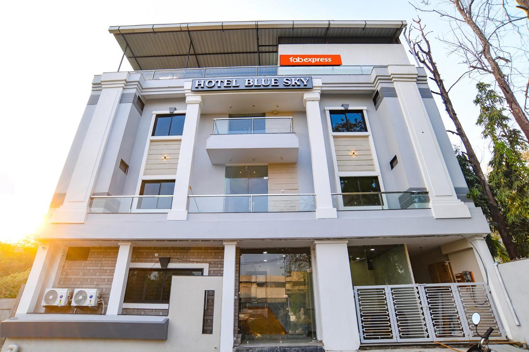 Hotel O Blue Sky Indore Eksteriør bilde