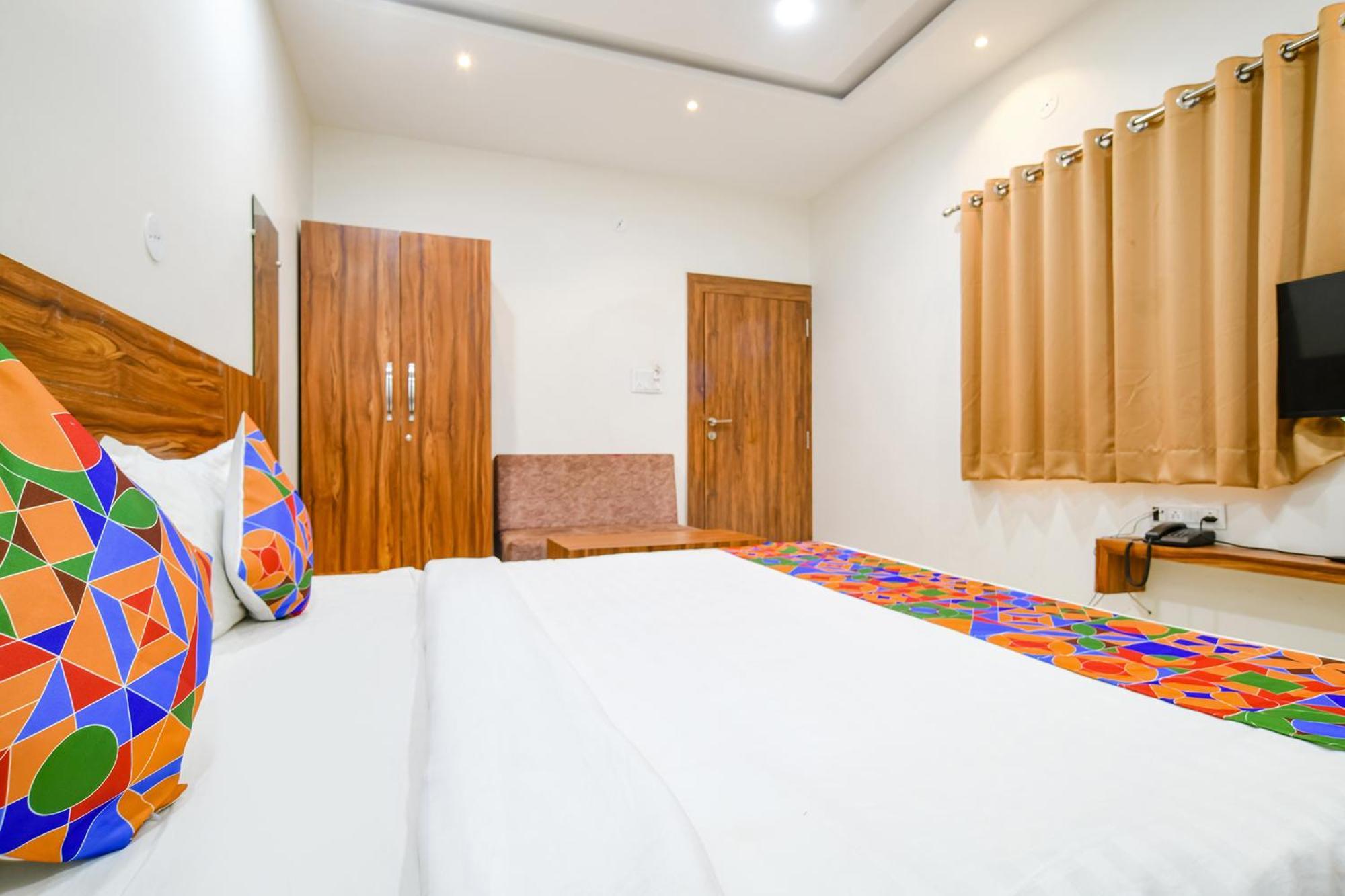 Hotel O Blue Sky Indore Eksteriør bilde