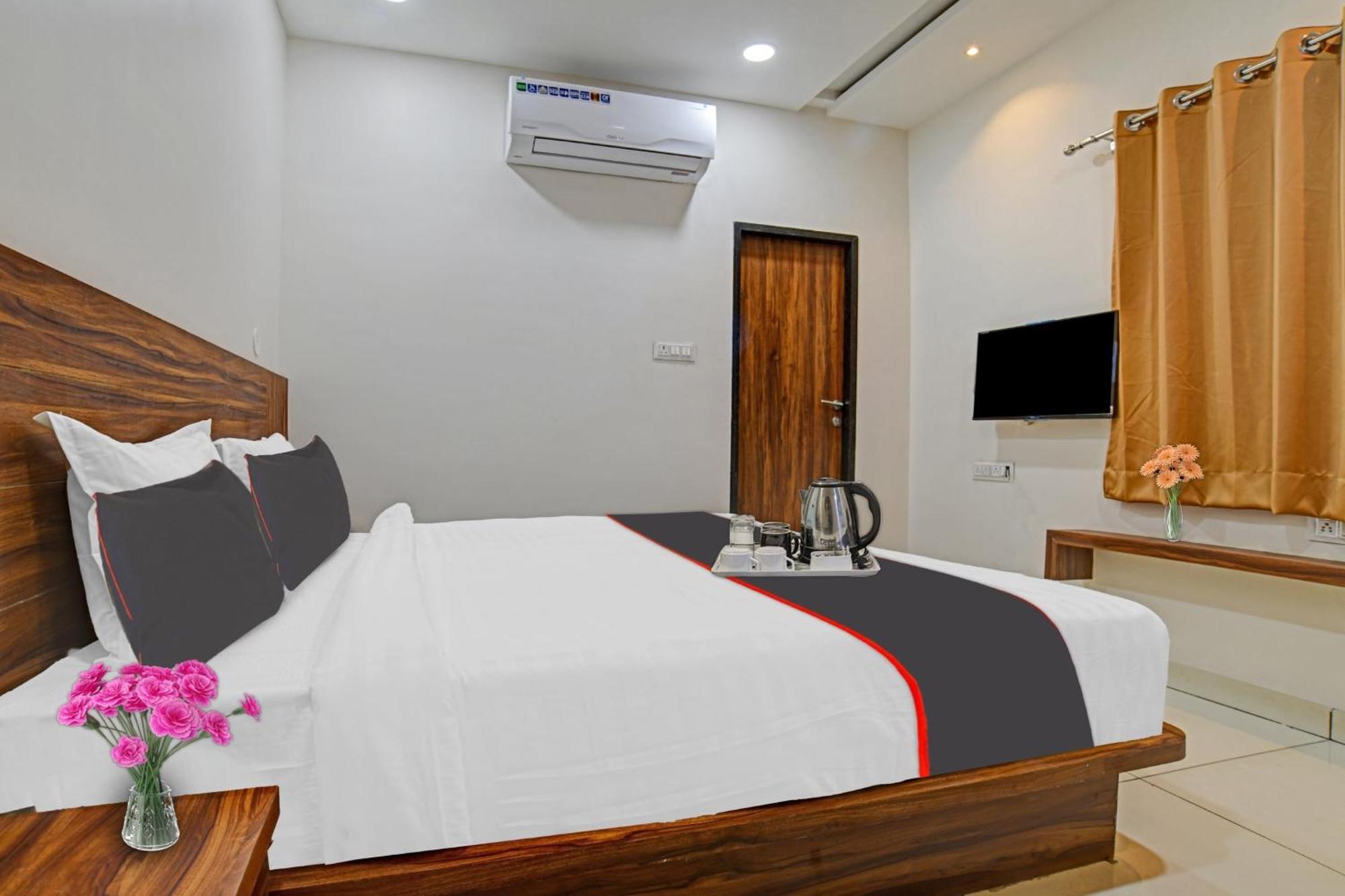 Hotel O Blue Sky Indore Eksteriør bilde