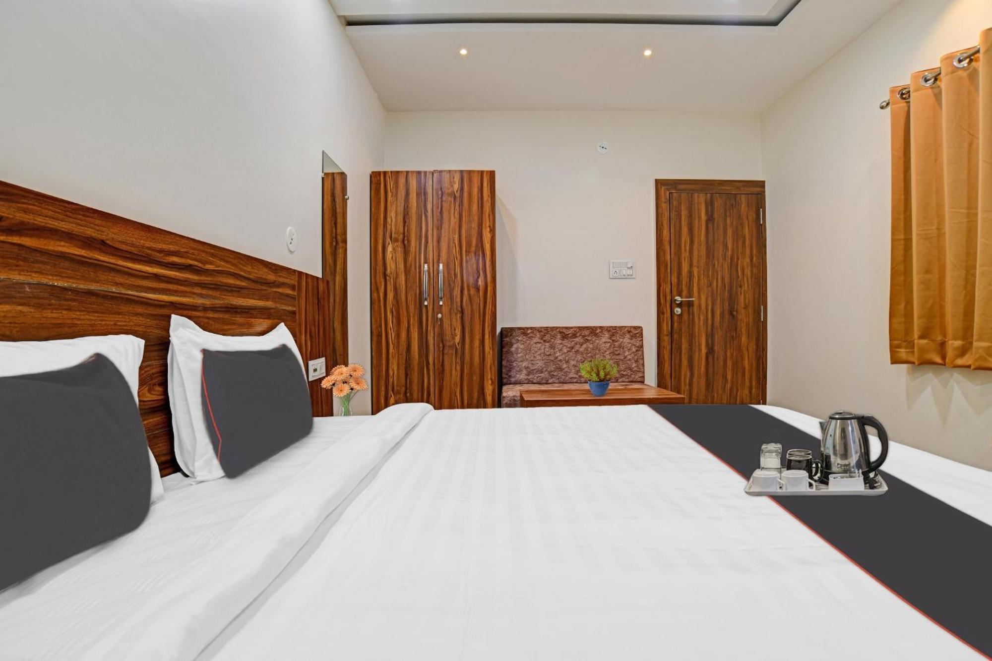 Hotel O Blue Sky Indore Eksteriør bilde